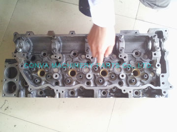 China Cabeças de cilindro do elevado desempenho, cabeças de cilindro do ferro fundido para o motor de Isuzu 4hk1 fornecedor